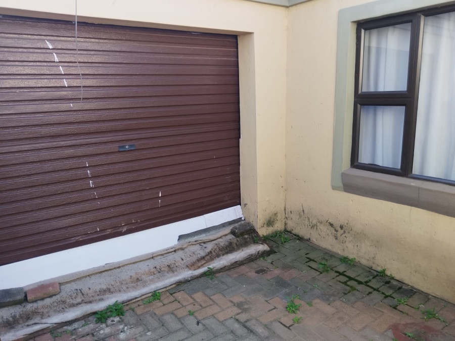 3 Bedroom Property for Sale in Golden Gardens Gauteng