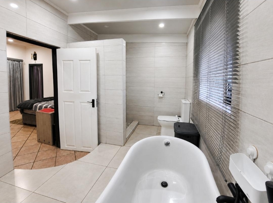 3 Bedroom Property for Sale in Three Rivers Gauteng