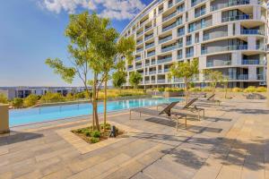2 Bedroom Property for Sale in Waterfall Gauteng