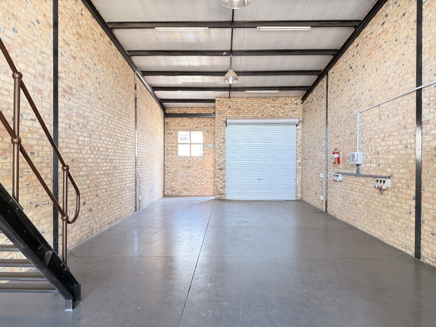 To Let Commercial Property for Rent in President Park Gauteng