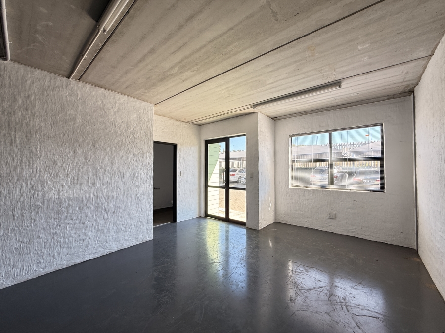 To Let Commercial Property for Rent in President Park Gauteng