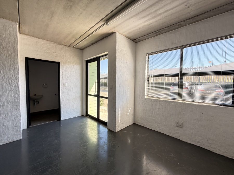 To Let Commercial Property for Rent in President Park Gauteng