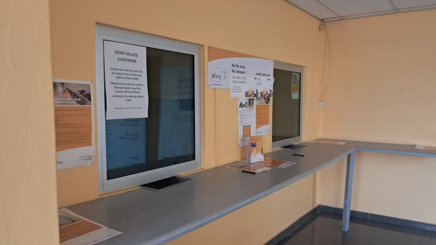 To Let Commercial Property for Rent in Randjesfontein A H Gauteng