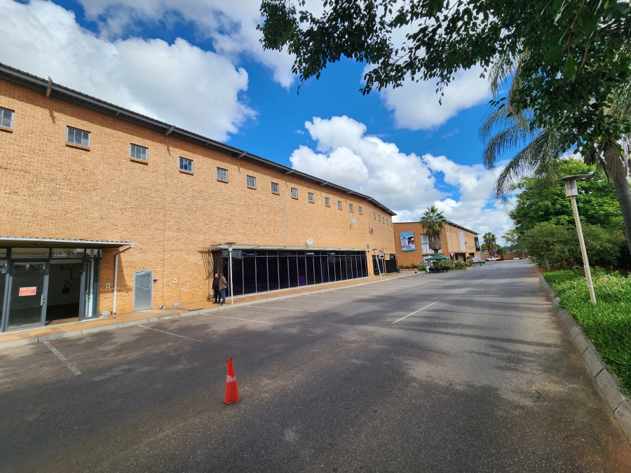 To Let Commercial Property for Rent in Montana Gauteng