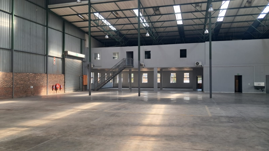 To Let Commercial Property for Rent in Randjespark Gauteng