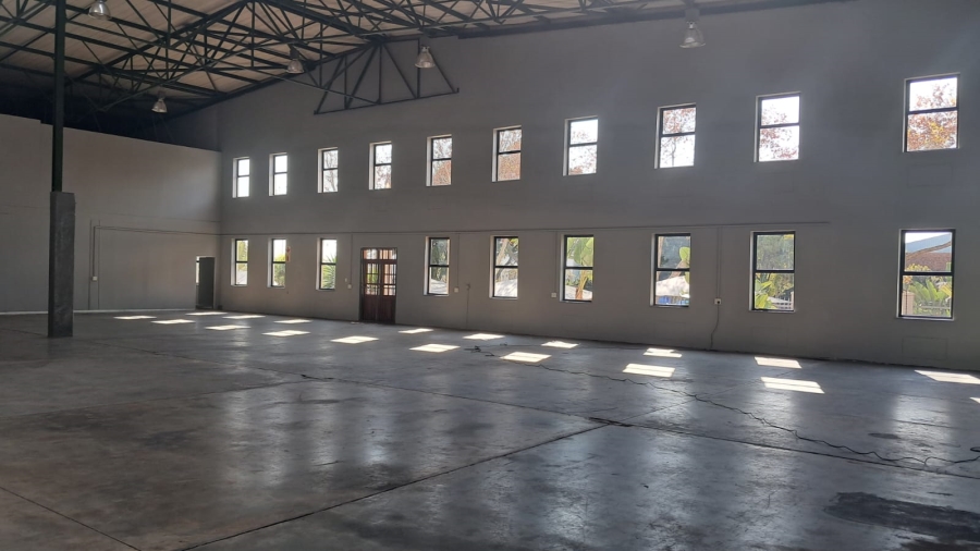 To Let Commercial Property for Rent in Randjespark Gauteng