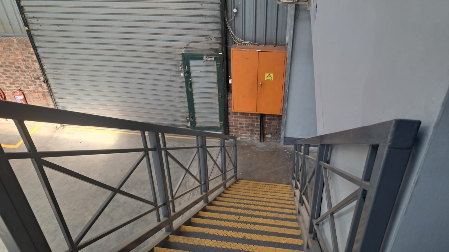 To Let Commercial Property for Rent in Randjespark Gauteng