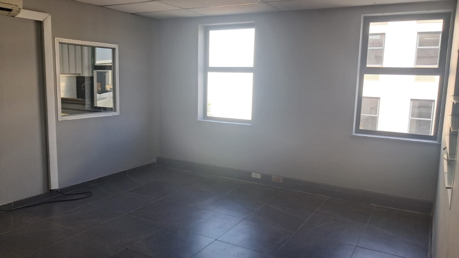 To Let Commercial Property for Rent in Randjespark Gauteng