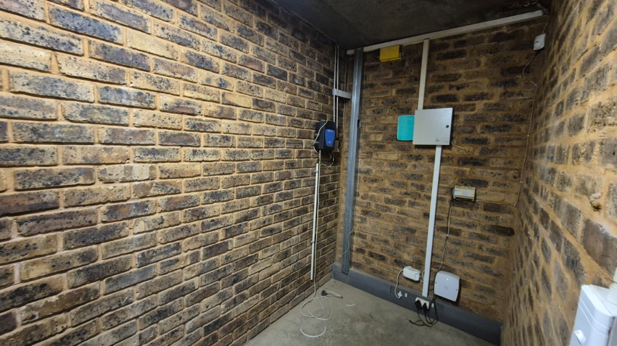 To Let Commercial Property for Rent in Silverton Gauteng
