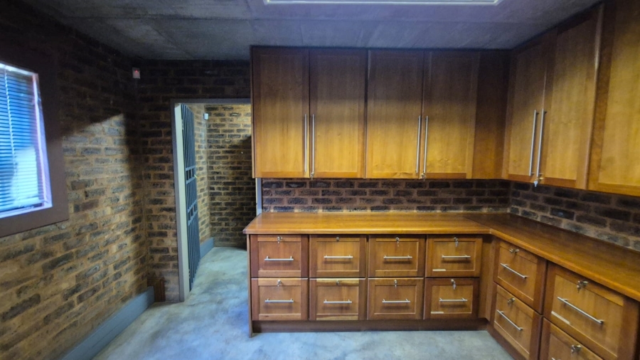 To Let Commercial Property for Rent in Silverton Gauteng