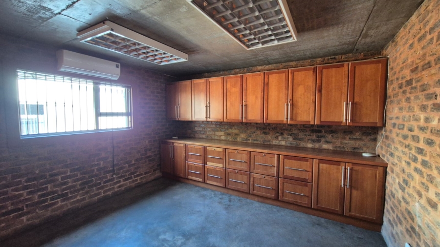 To Let Commercial Property for Rent in Silverton Gauteng