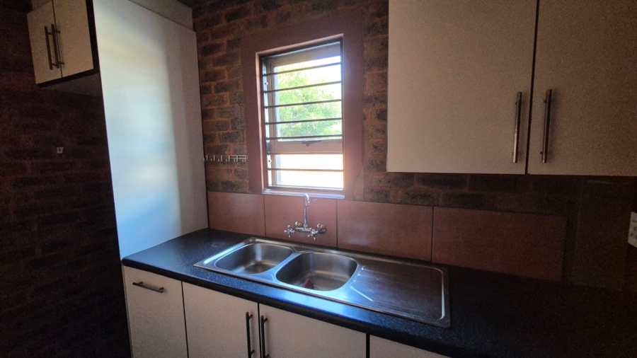 To Let Commercial Property for Rent in Silverton Gauteng