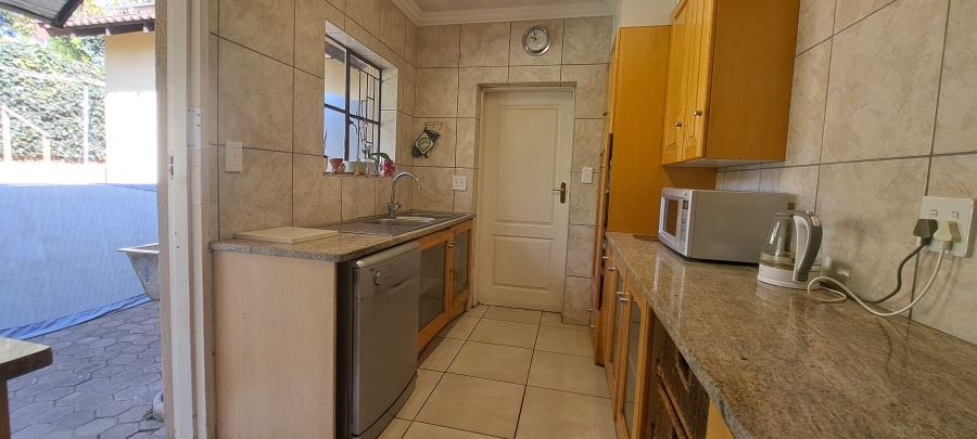 To Let 3 Bedroom Property for Rent in Weltevreden Park Gauteng