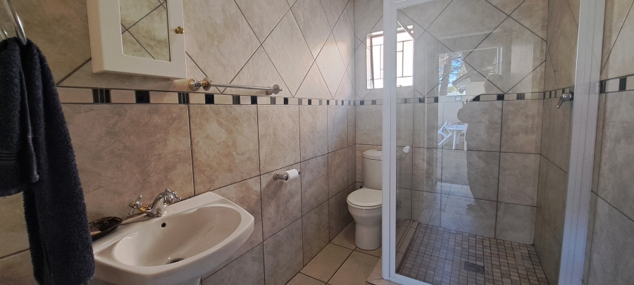 To Let 3 Bedroom Property for Rent in Weltevreden Park Gauteng