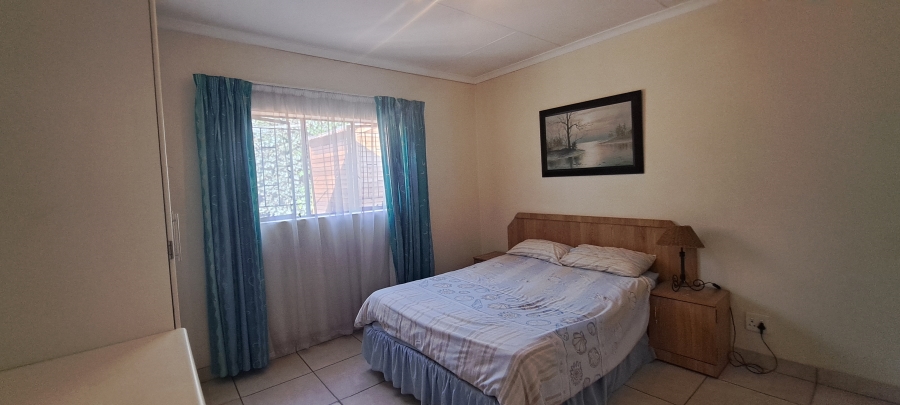 To Let 3 Bedroom Property for Rent in Weltevreden Park Gauteng