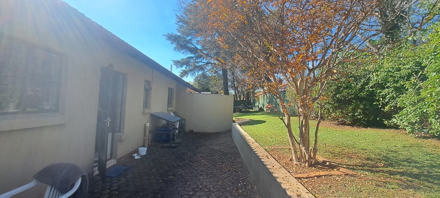 To Let 3 Bedroom Property for Rent in Weltevreden Park Gauteng