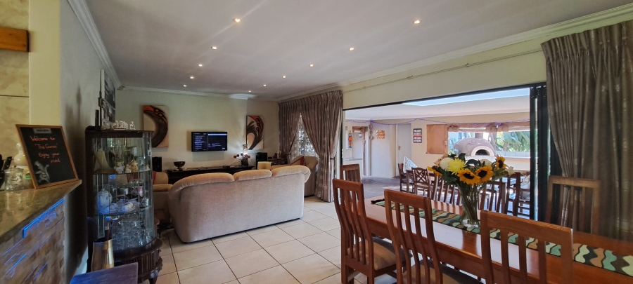 To Let 3 Bedroom Property for Rent in Weltevreden Park Gauteng