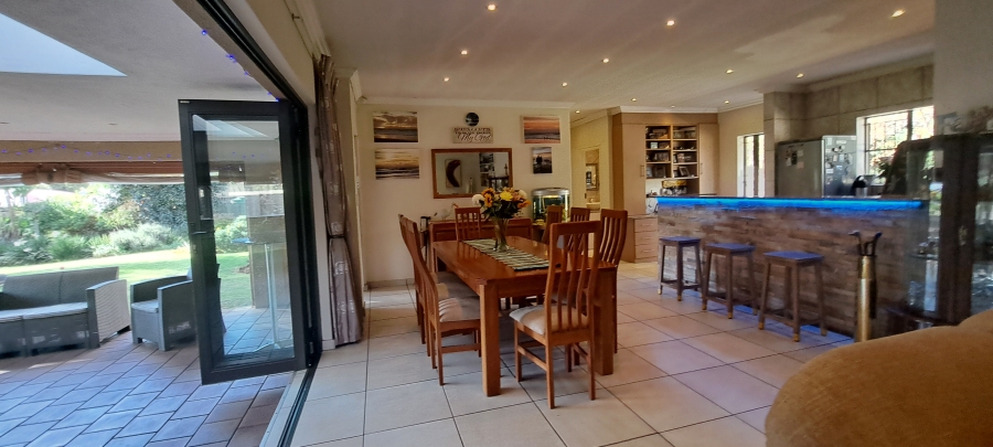 To Let 3 Bedroom Property for Rent in Weltevreden Park Gauteng