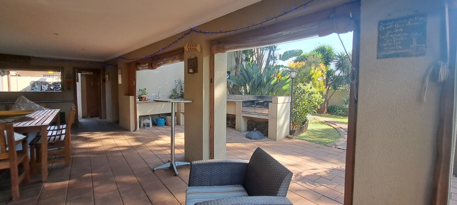 To Let 3 Bedroom Property for Rent in Weltevreden Park Gauteng
