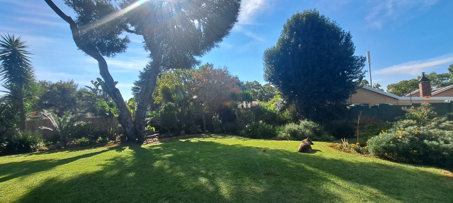 To Let 3 Bedroom Property for Rent in Weltevreden Park Gauteng