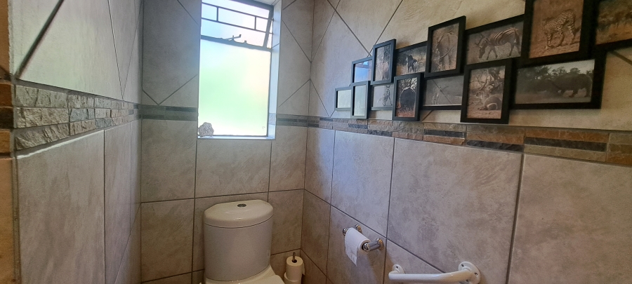 To Let 3 Bedroom Property for Rent in Weltevreden Park Gauteng