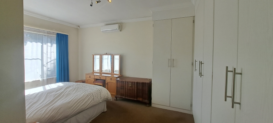 To Let 3 Bedroom Property for Rent in Weltevreden Park Gauteng
