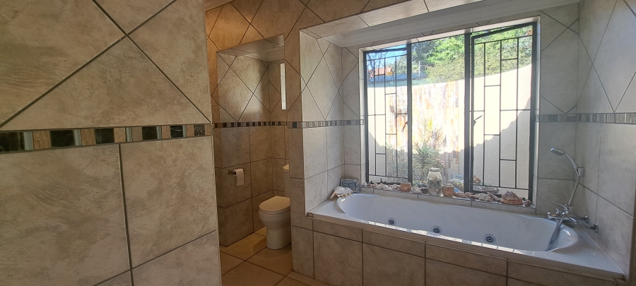 To Let 3 Bedroom Property for Rent in Weltevreden Park Gauteng