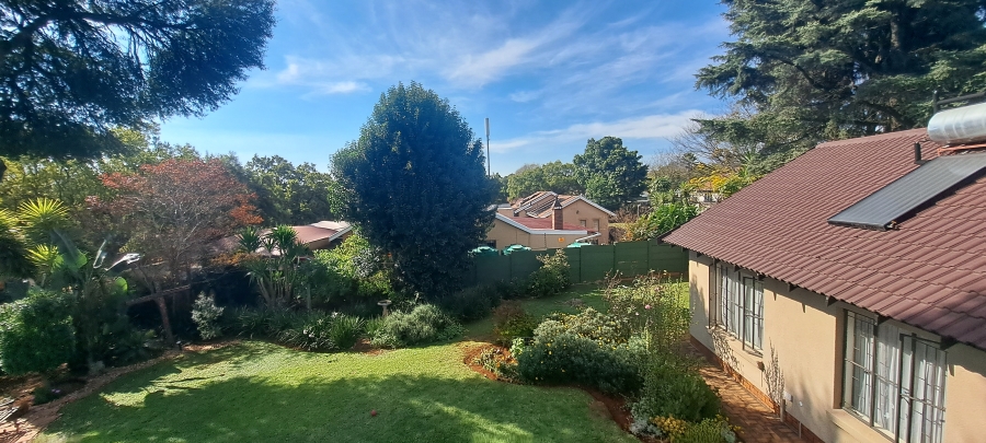 To Let 3 Bedroom Property for Rent in Weltevreden Park Gauteng
