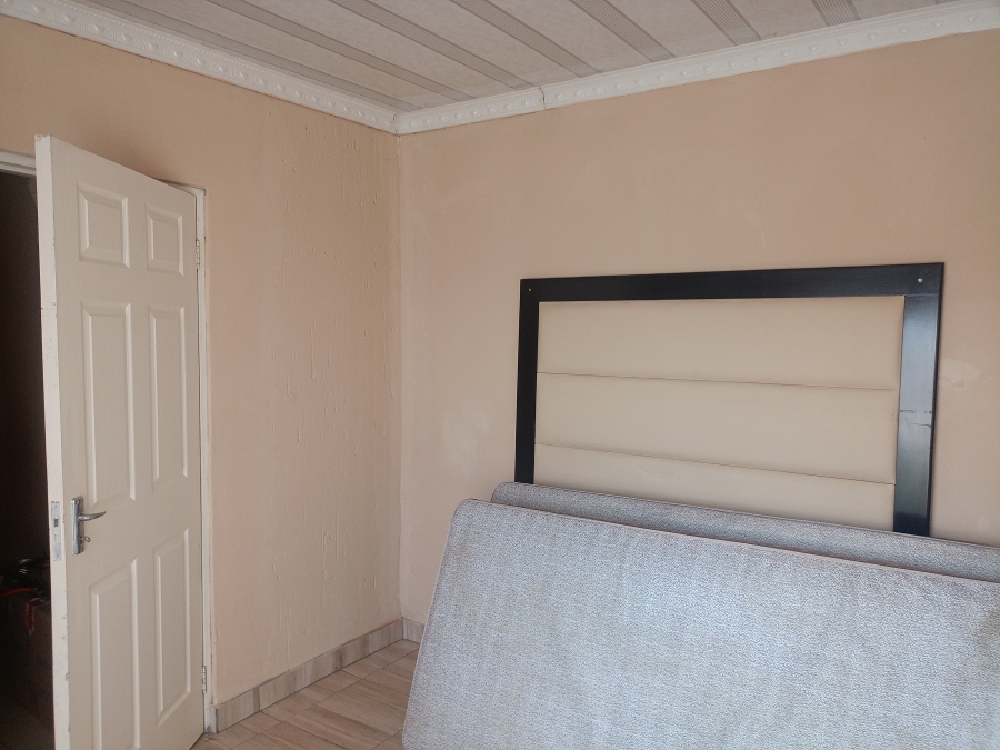 3 Bedroom Property for Sale in Unitas Park Gauteng