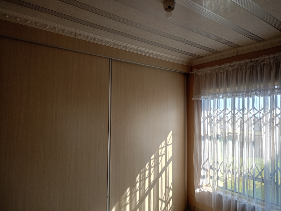 3 Bedroom Property for Sale in Unitas Park Gauteng