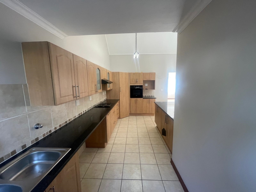 2 Bedroom Property for Sale in Olympus AH Gauteng