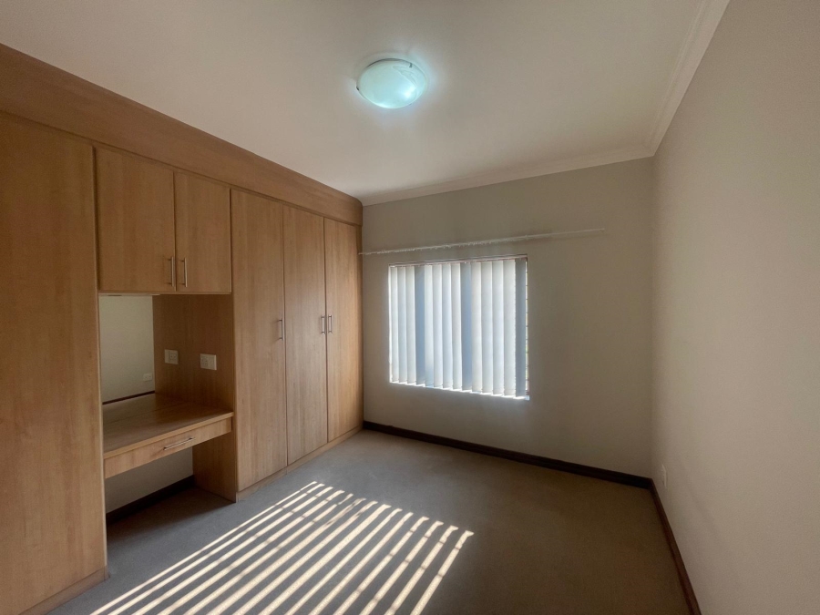 2 Bedroom Property for Sale in Olympus AH Gauteng