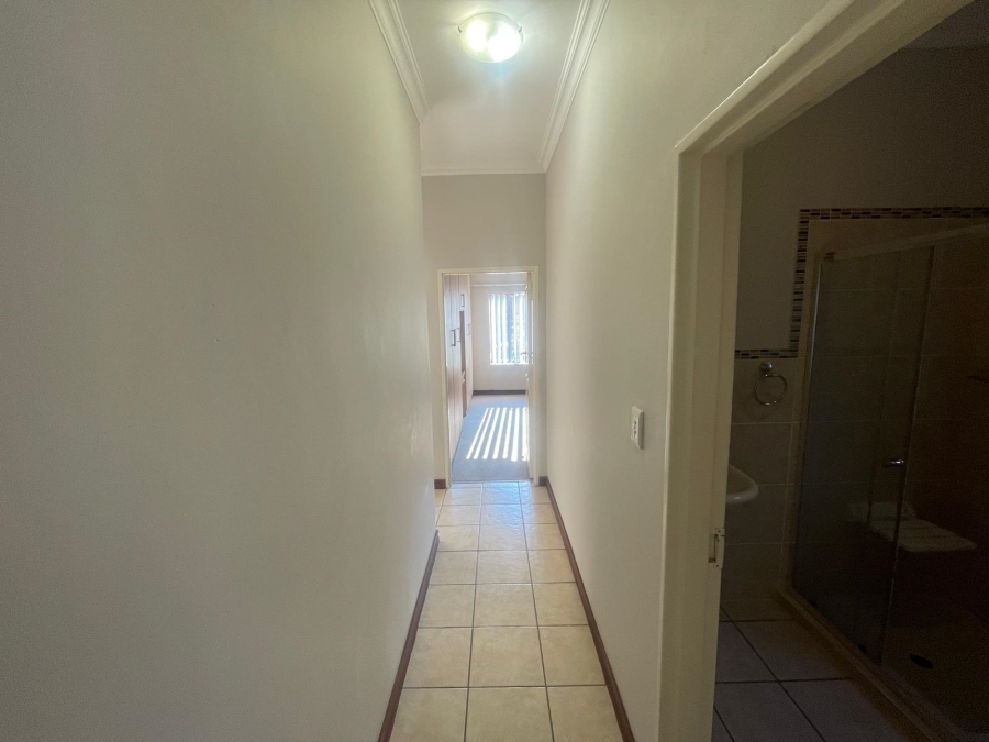 2 Bedroom Property for Sale in Olympus AH Gauteng