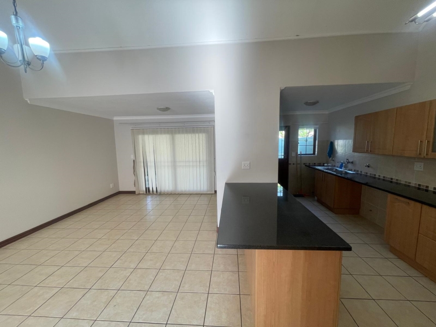 2 Bedroom Property for Sale in Olympus AH Gauteng
