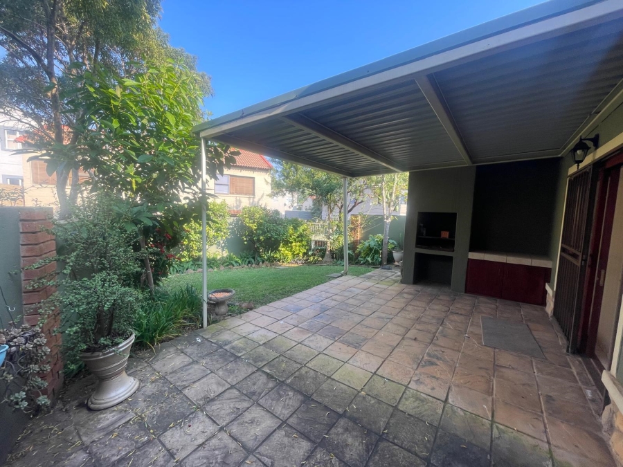 2 Bedroom Property for Sale in Olympus AH Gauteng