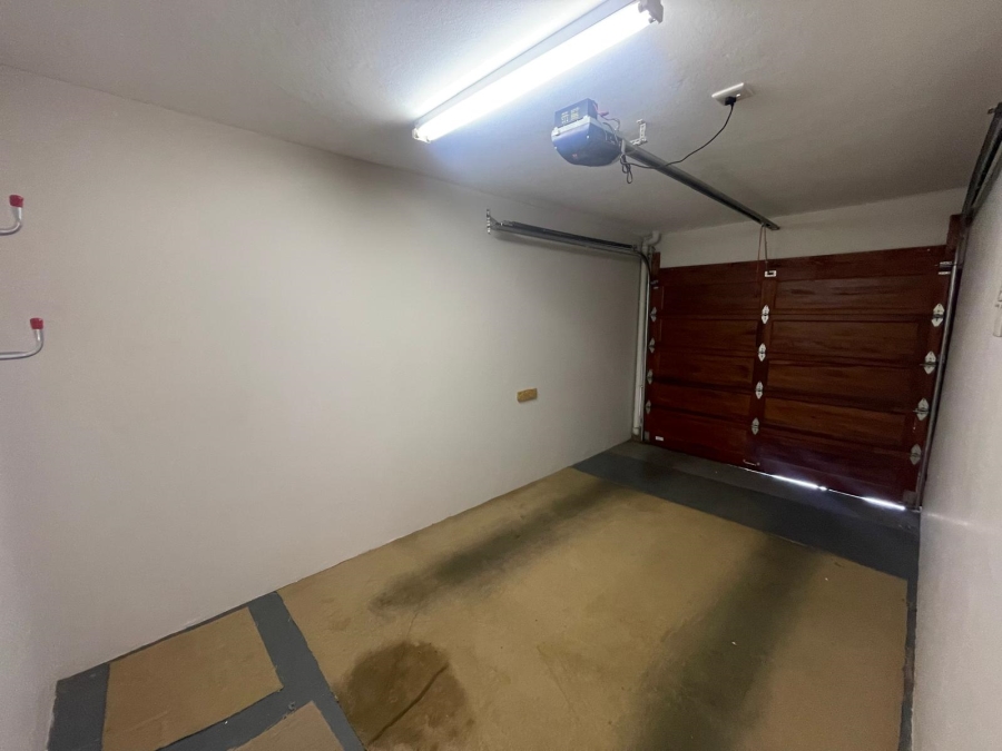 2 Bedroom Property for Sale in Olympus AH Gauteng