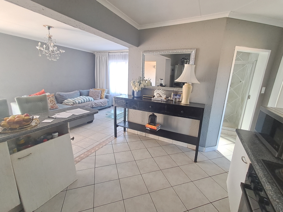 2 Bedroom Property for Sale in Winchester Hills Gauteng
