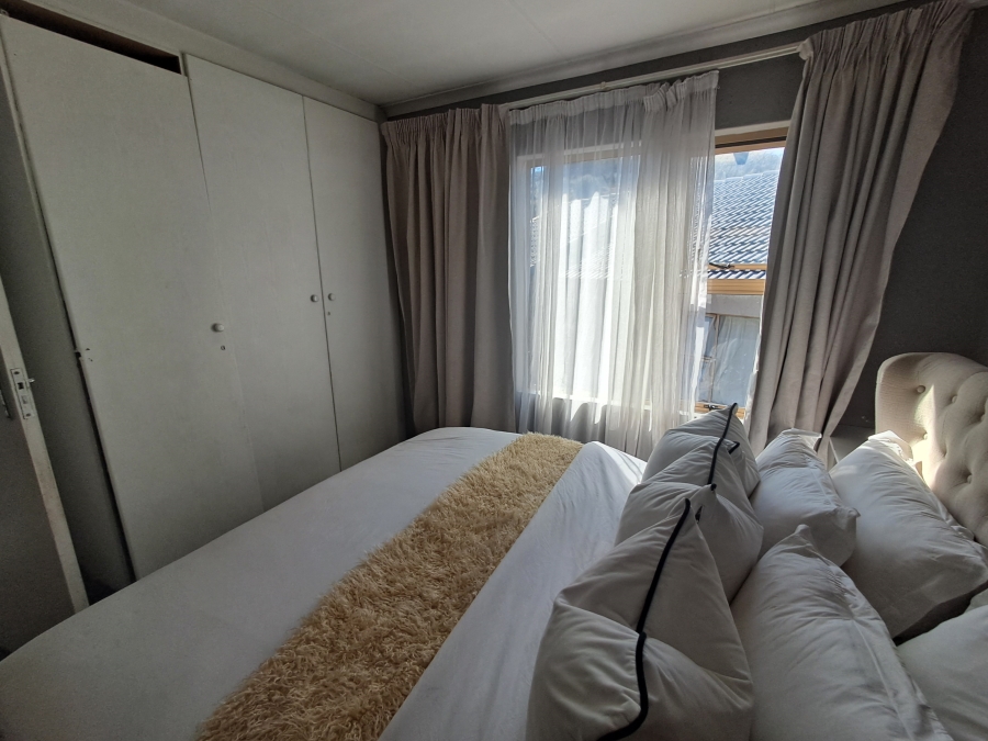 2 Bedroom Property for Sale in Winchester Hills Gauteng