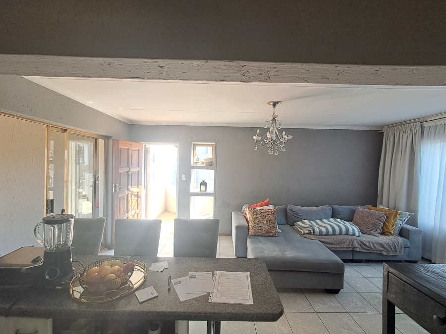 2 Bedroom Property for Sale in Winchester Hills Gauteng
