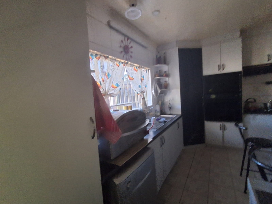 5 Bedroom Property for Sale in Fochville Gauteng