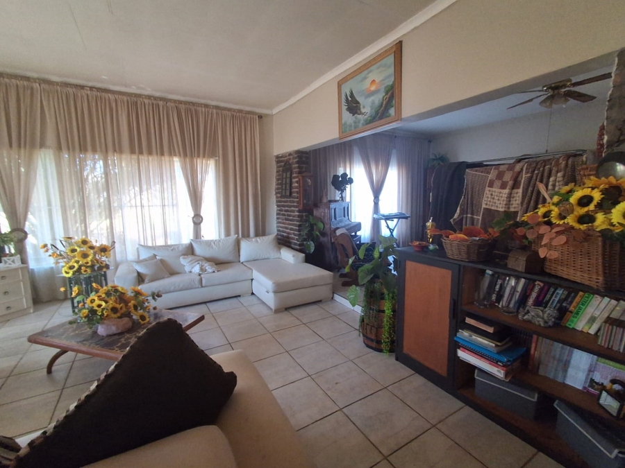 5 Bedroom Property for Sale in Fochville Gauteng