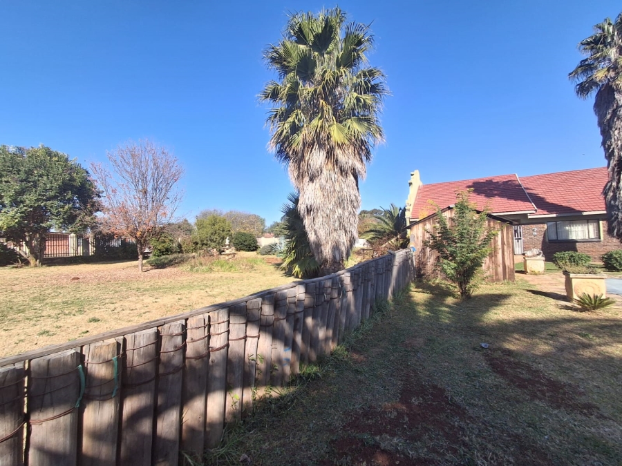 5 Bedroom Property for Sale in Fochville Gauteng