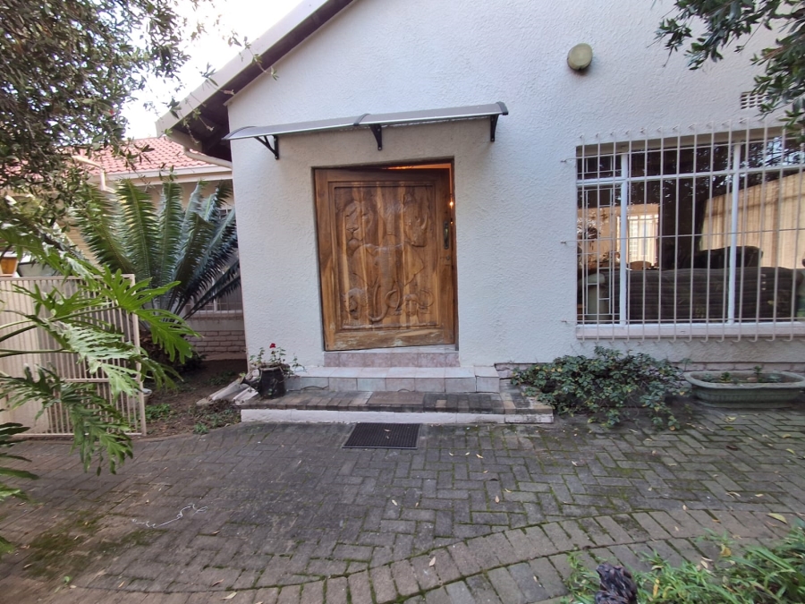 3 Bedroom Property for Sale in Helikonpark Gauteng