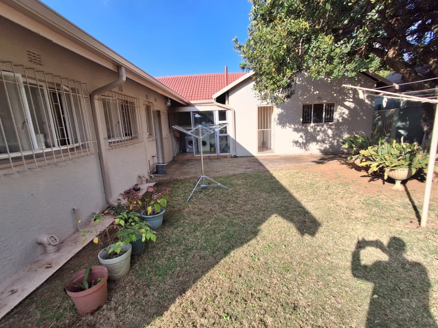 3 Bedroom Property for Sale in Helikonpark Gauteng