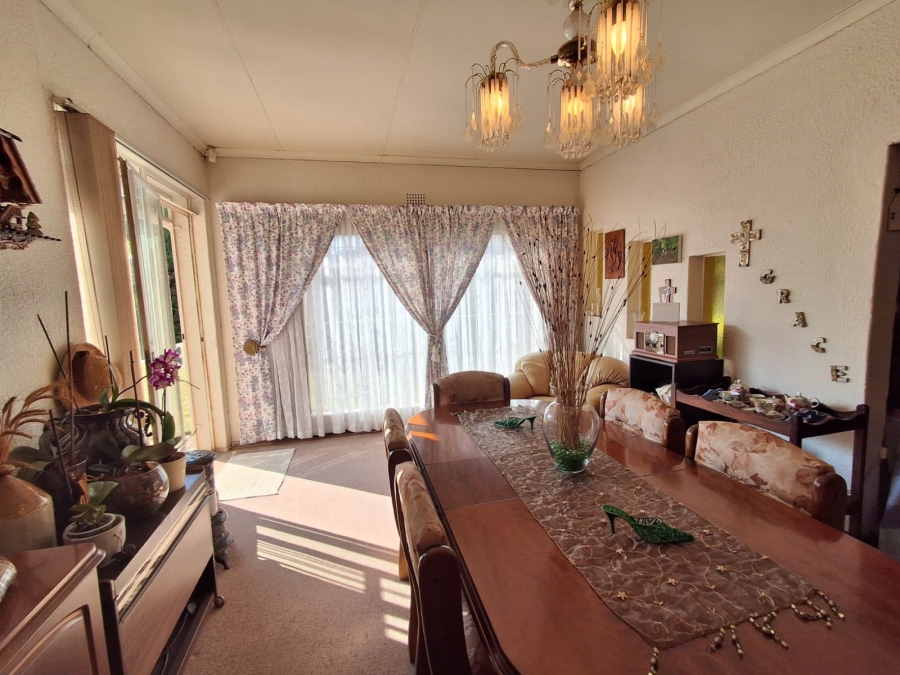 3 Bedroom Property for Sale in Helikonpark Gauteng