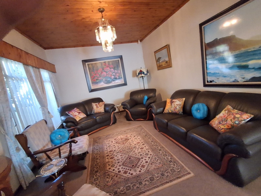 3 Bedroom Property for Sale in Helikonpark Gauteng