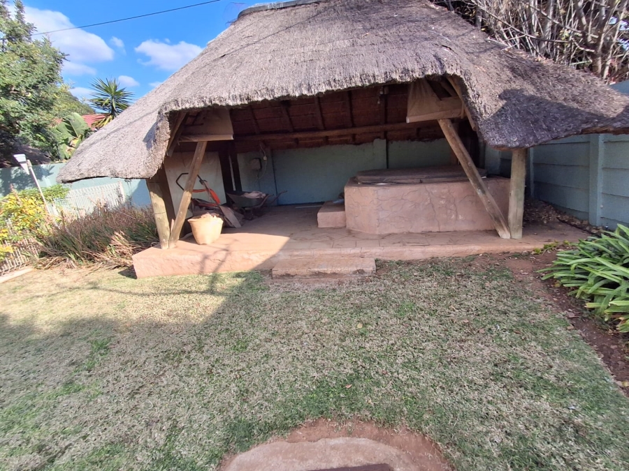 3 Bedroom Property for Sale in Helikonpark Gauteng