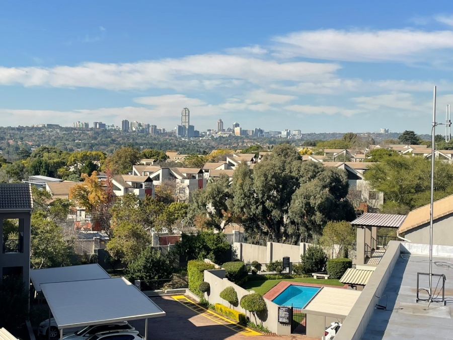 1 Bedroom Property for Sale in Bryanston Gauteng