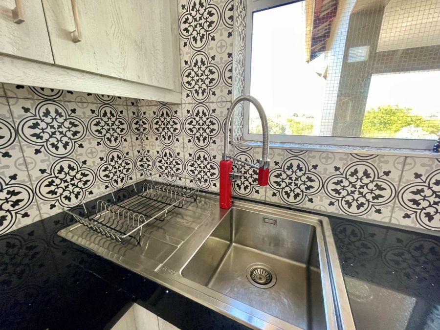 1 Bedroom Property for Sale in Bryanston Gauteng