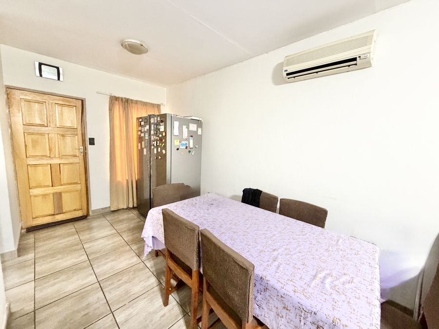 2 Bedroom Property for Sale in Annlin Gauteng